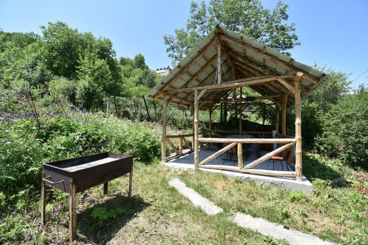 Guest House Arsan Tsaghkadzor Ngoại thất bức ảnh