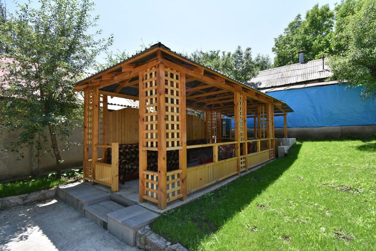 Guest House Arsan Tsaghkadzor Ngoại thất bức ảnh