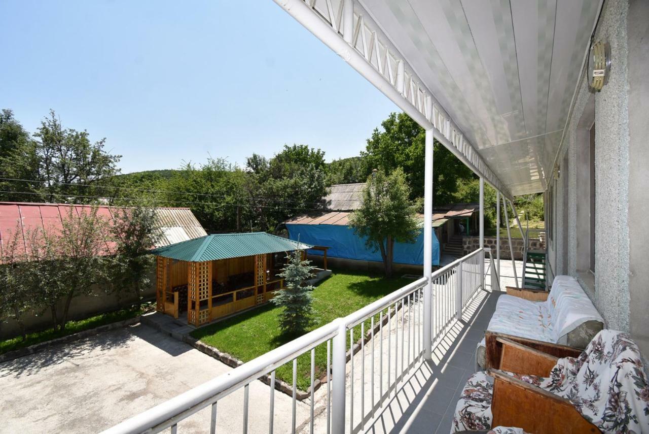 Guest House Arsan Tsaghkadzor Ngoại thất bức ảnh
