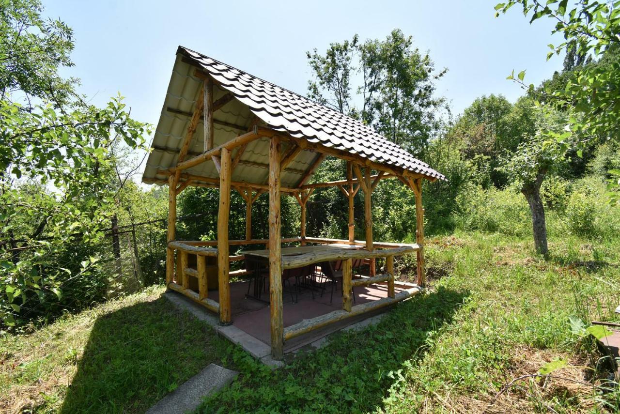 Guest House Arsan Tsaghkadzor Ngoại thất bức ảnh